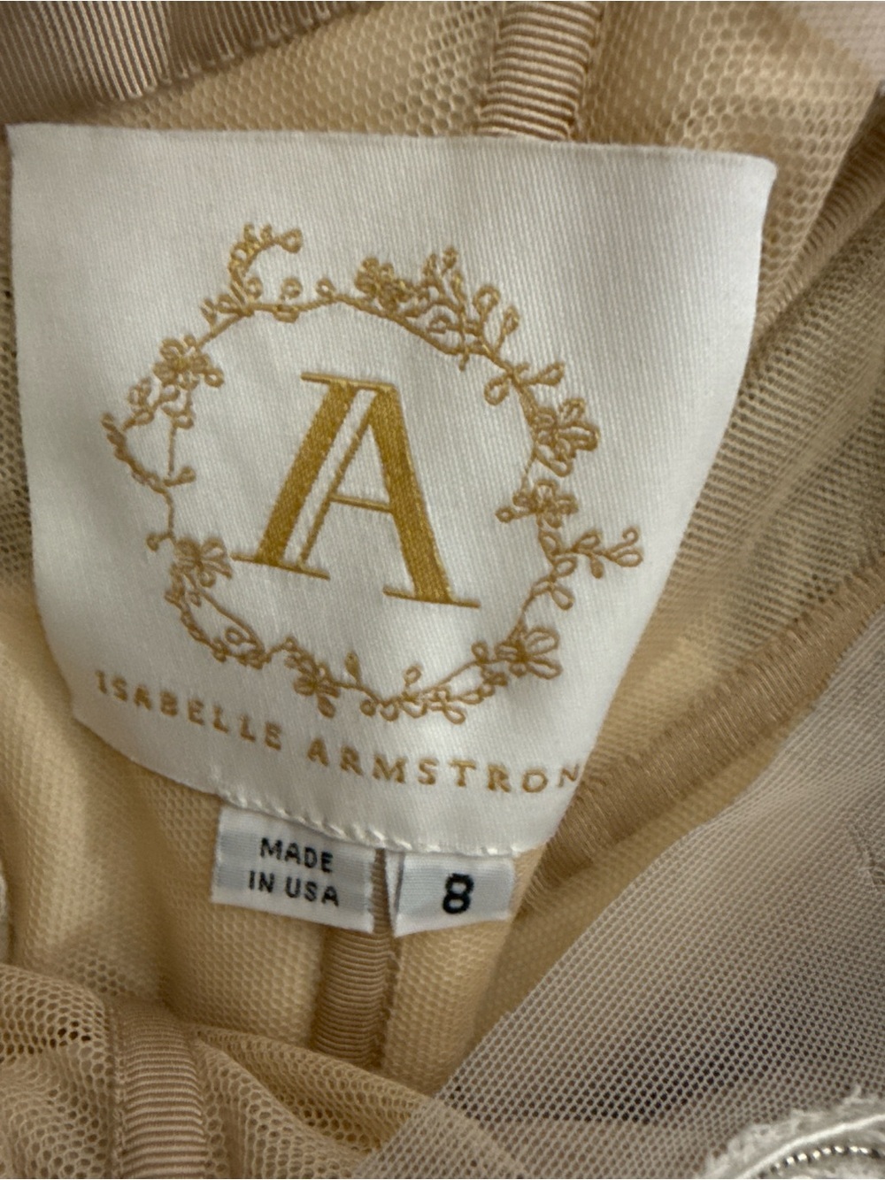 Isabelle Armstrong
Wedding Dress in White - Picture 5 of 10